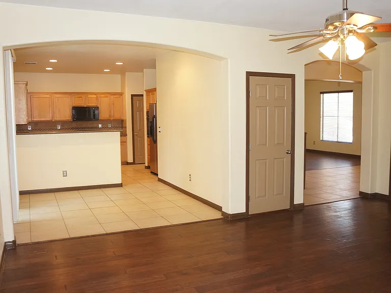 5228 Cardinal Flower Ct — Photo 8