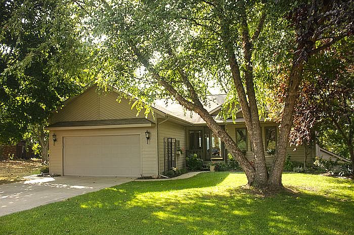 1st image of 61797 Crestlane Dr