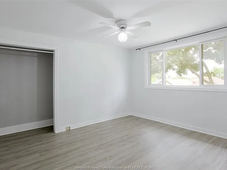 1453 Marentette Ave #UPPER — Photo 19