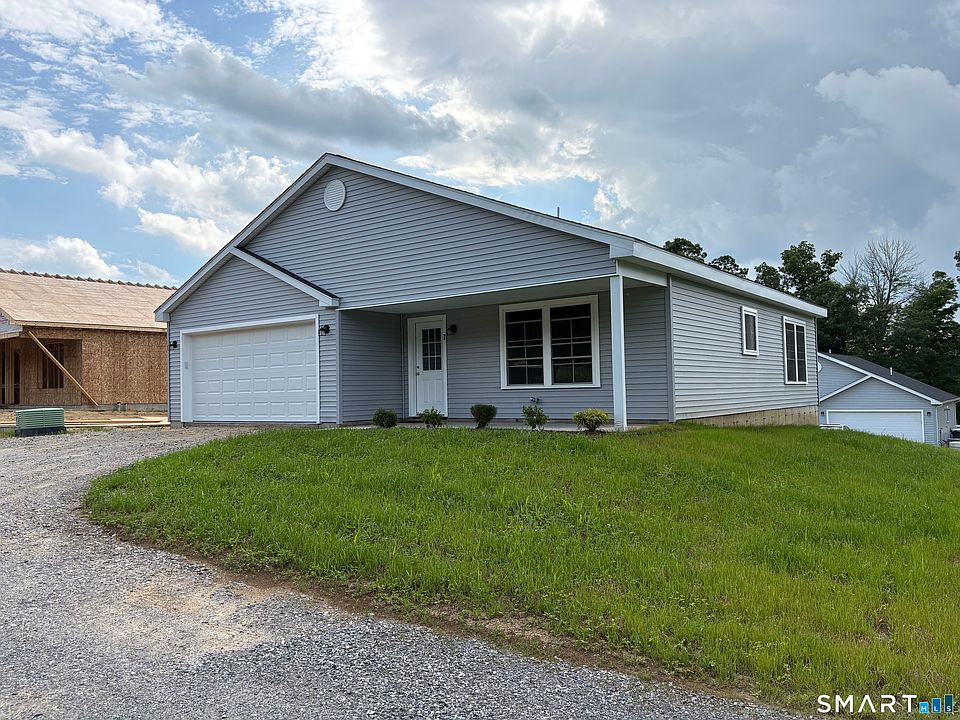 1st image of 7 Nahaco Hill Lane