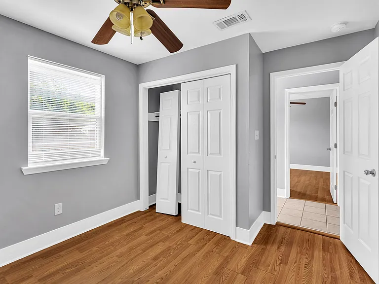 5151 Saint Anthony Ave — Photo 15