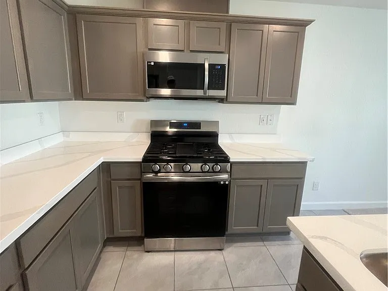 3610 Tripoli Cove Ave — Photo 5