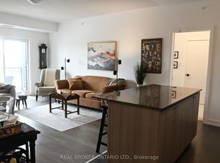 4 Spice Way #204, Barrie, ON L9J 0M2