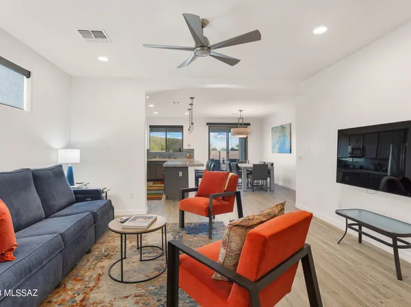 10421 E Painted Turtle Ln, Tucson, AZ 85747
