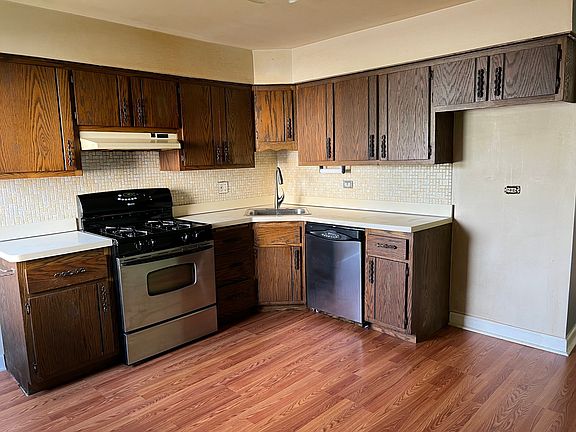 5th image of 12825 Carriage Ln APT 1A