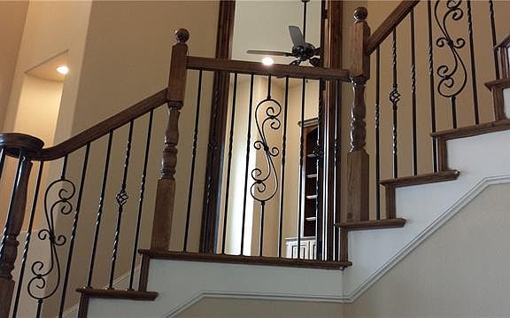 4th image of 1725 Caman Park Dr