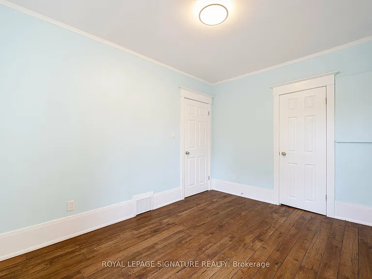 2291 Dundas St W #2 — Photo 13