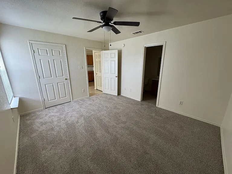 1300 Dugger Circle — Photo 22