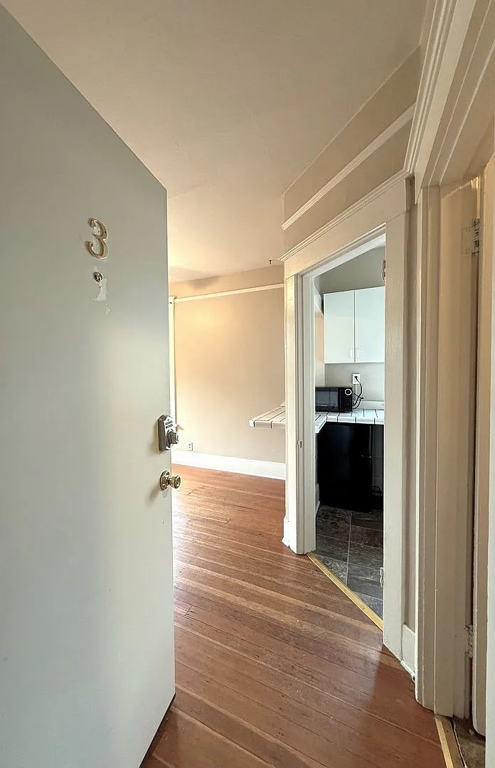Taft Apartments — Photo 3