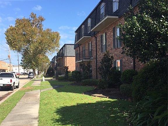 3rd image of 2511 Metairie Lawn Dr #209