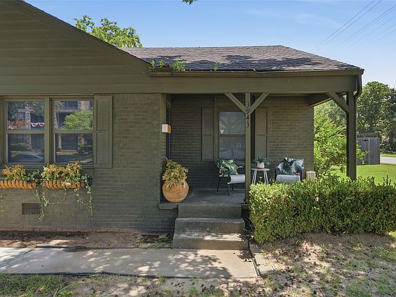 4th image of 3943 S Rockford Ave
