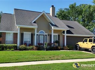 102 Queensford Way, Youngsville, LA 70592