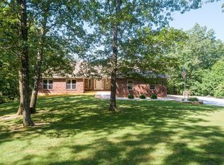 20 Swaying Oaks Ln, Troy, MO 63379