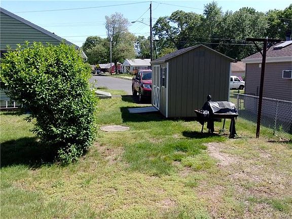 2nd image of 29 Sunnyside Dr