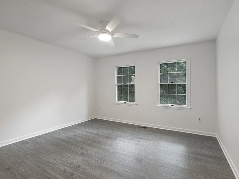 Bedroom #3 (view 1)