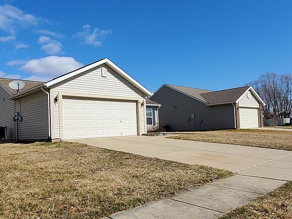 2nd image of 626 Harrington Dr