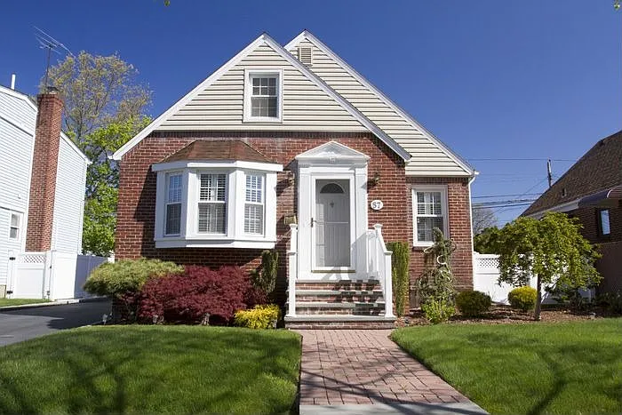 57 Nugent St photo 1
