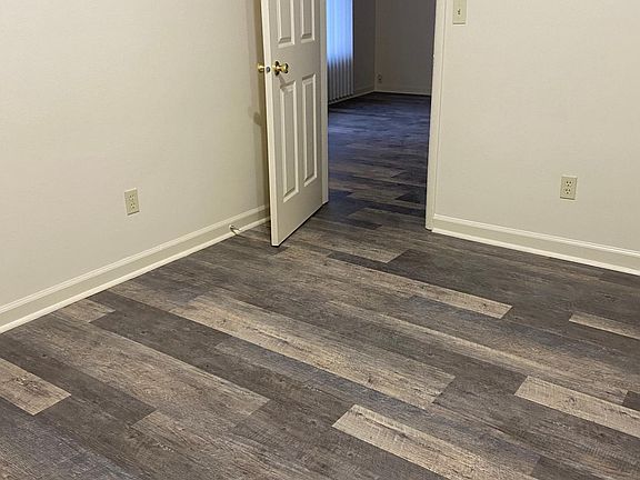 4th image of 1254 8th St NW APT 1