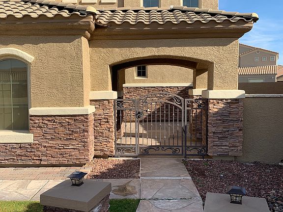Walkway to courtyard