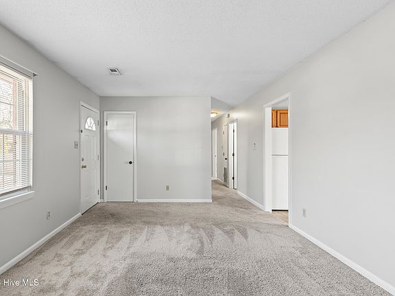 5th image of 210 Chatham Court