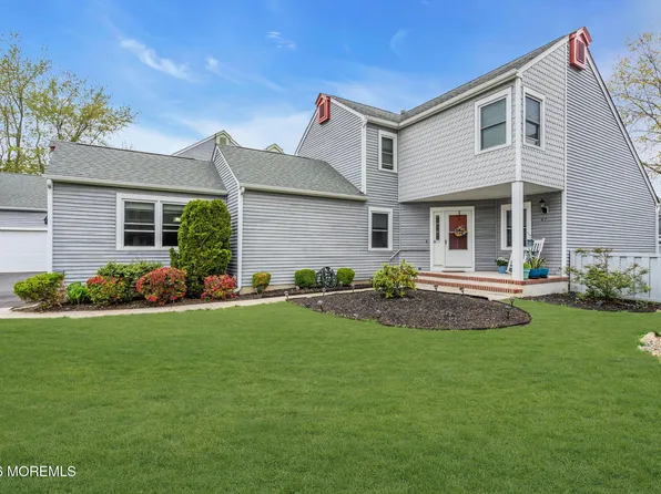 67 Claridge Court #152B, Toms River, NJ 08753