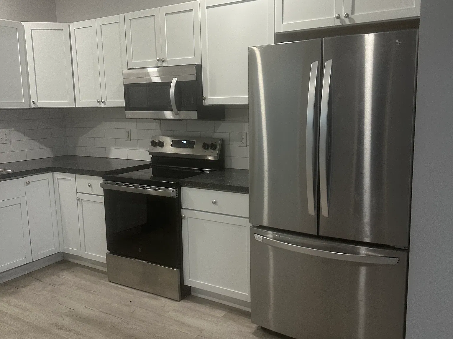 2 bed, 950 sqft, $1,250 — Photo 2