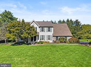 3053 Sunny Ayre Dr, Lansdale, PA 19446