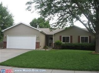 3043 Stephanos Dr, Lincoln, NE 68516