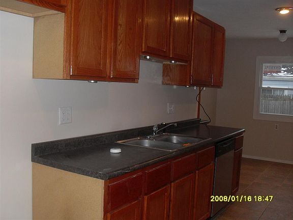 2nd image of 1903 Trent Way