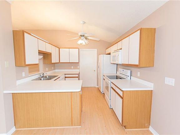 2nd image of 5650 Elizabeth Rose Sq