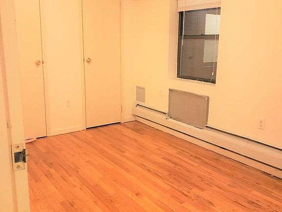 3rd image of 2814 31st St APT 307