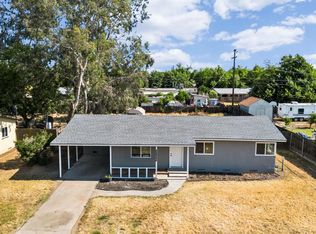 27186 Saunders Rd, Madera, CA 93637