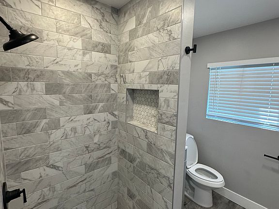 4th image of 17111 Owen St #17111