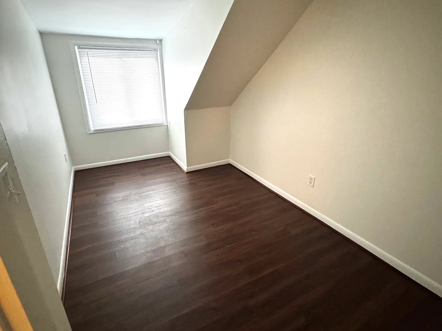 4 bed, 1188 sqft, $2,780 — Photo 3