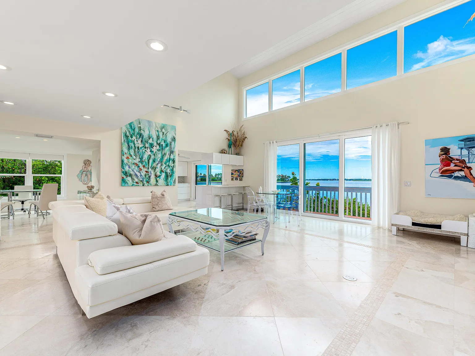 3 bed, 3.0 bath, 2451 sqft, $15,000 — Photo 4