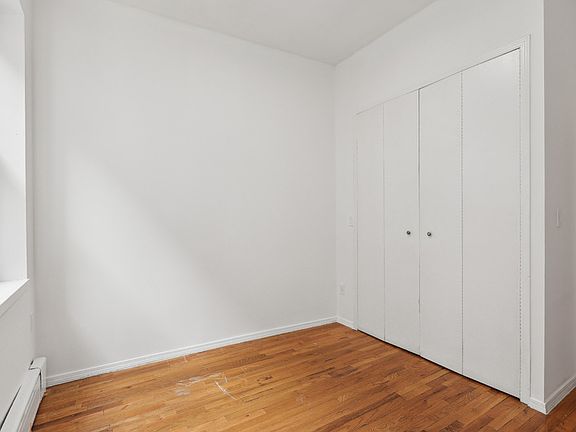 5th image of 858 9th Ave APT 2R