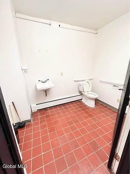 5th image of 151 S Pearl Street
