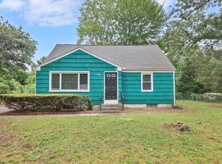 31 Cosgrove Ave, Agawam, MA 01001