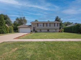 6155 Robbins Rd, Portage, IN 46368