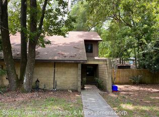 6927 SW 45th Ave, Gainesville, FL 32608