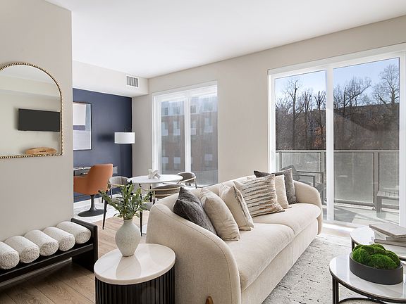 5th image of 8231 Crestwood Heights Dr APT 1612