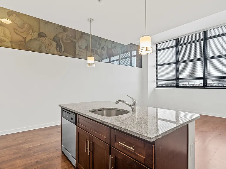 101 S Ellwood Ave — Photo 33