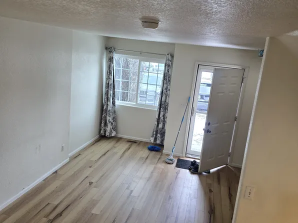 14306 E Temple Pl, Aurora, CO 80015