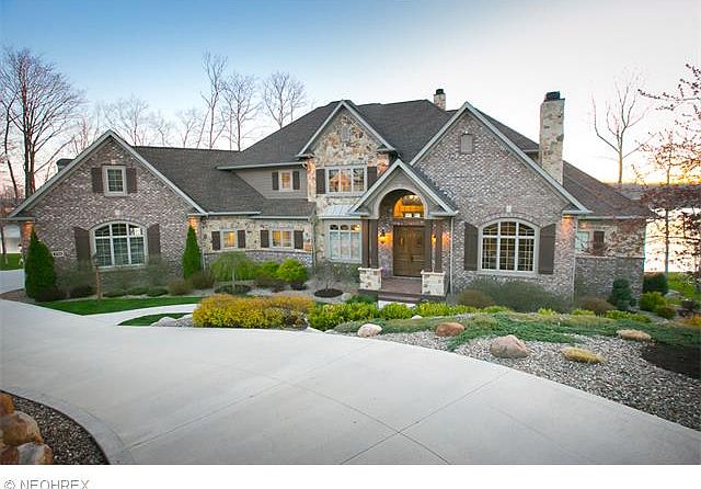 1st image of 4766 Lake Forest Trl