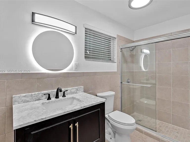 2309 SW 62nd Ave #A — Photo 3