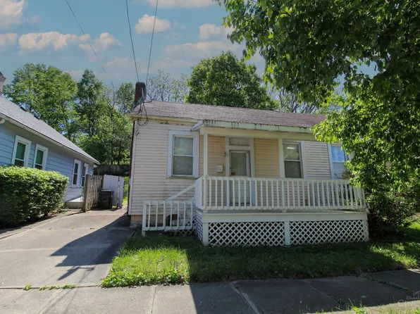 722 3rd St, Reading, OH 45215