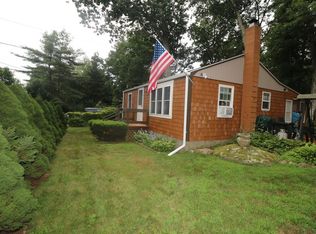4 Walnut St, Lakeville, MA 02347