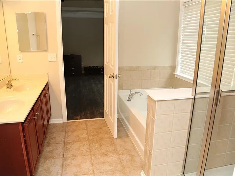 173 Parkmont Ct — Photo 14