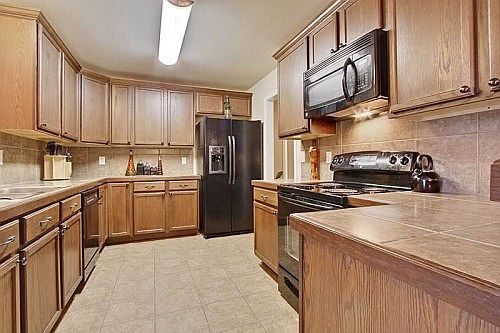 2nd image of 5139 Seneca Dr