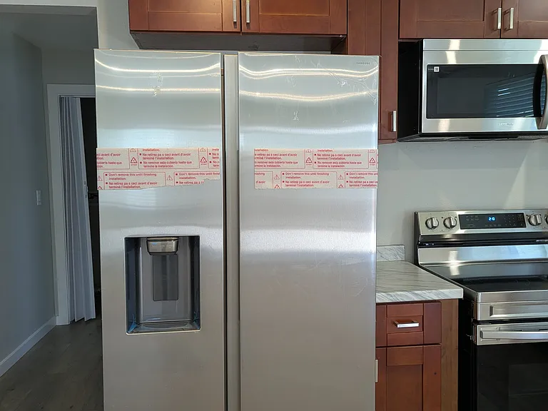 19118 Meekland Ave #B — Photo 11